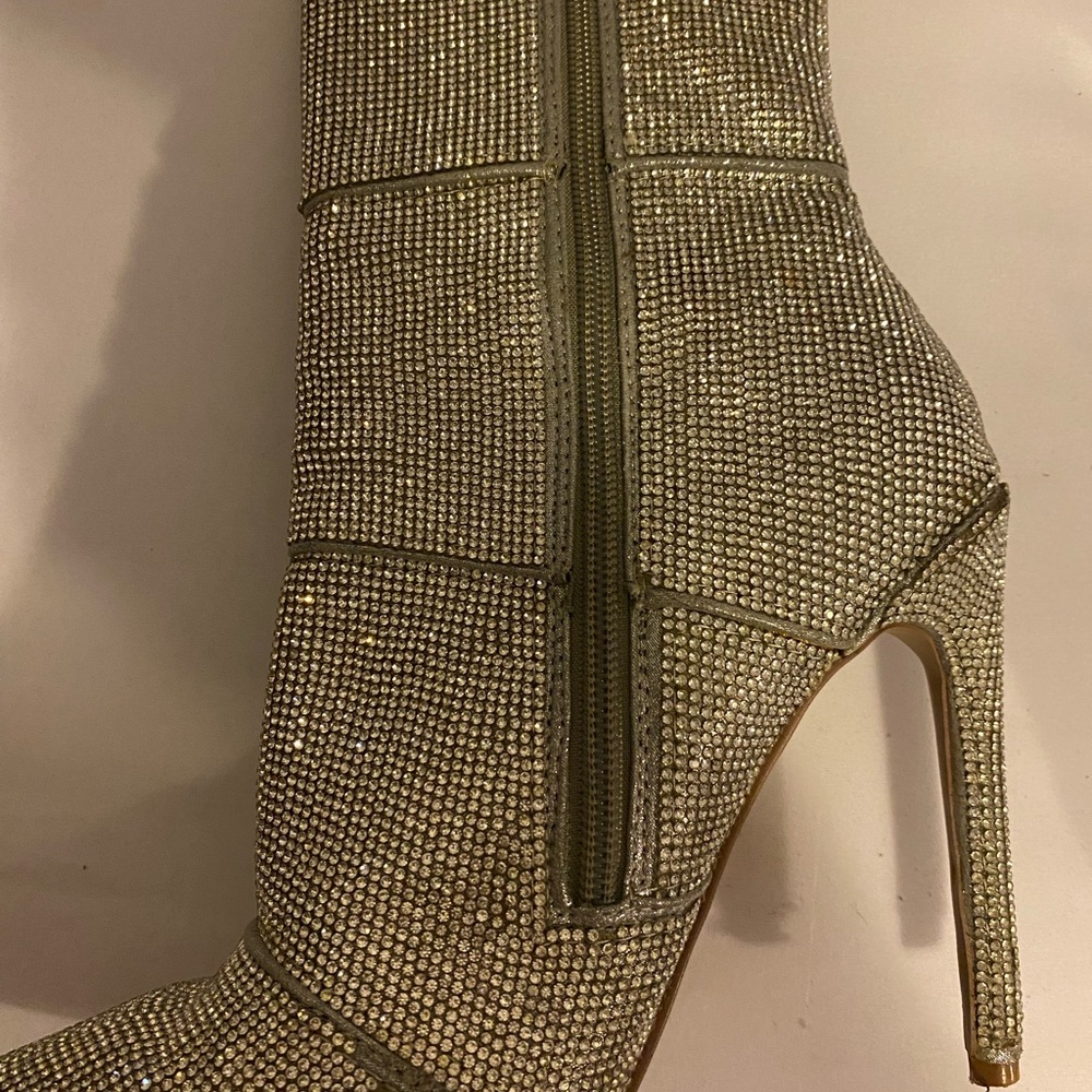 Steve Madden Silver Sparkling High Heel Boots Size 7M - Picture 4 of 16